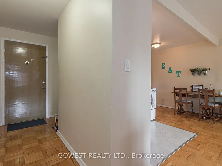 205 Keele St #206 — Photo 6