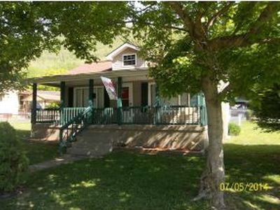 2021 4th Ave E, Big Stone Gap, VA, 24219