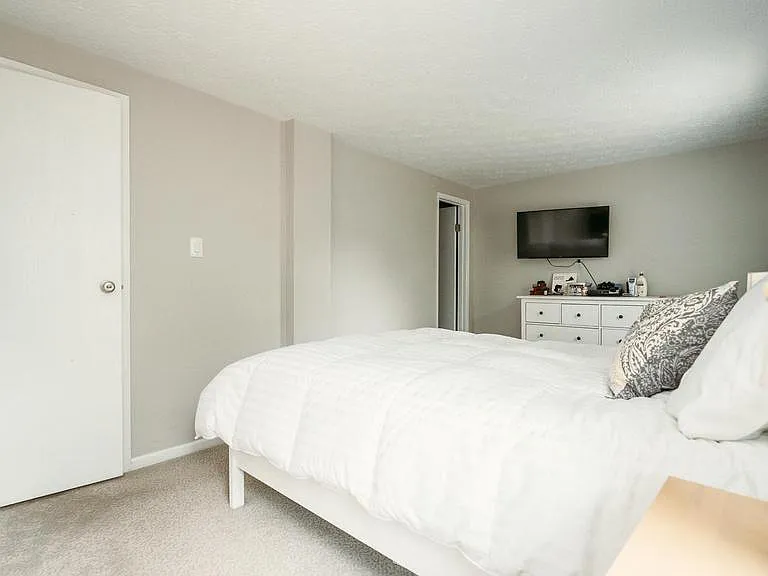 9134 Everett Ct — Photo 25