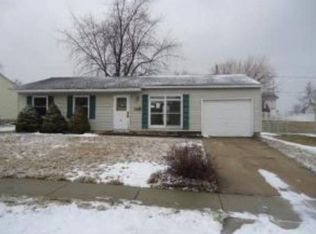 318 Haller Ave, Romeoville, IL 60446