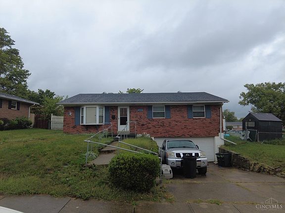 2nd image of 4807 Chalet Dr