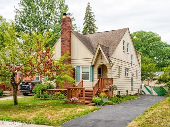 835 Edgewood Dr, Royal Oak, MI 48067