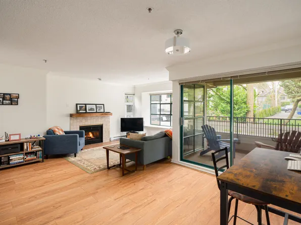 3788 W 8th Ave #205, Vancouver, BC V6R 1Z3