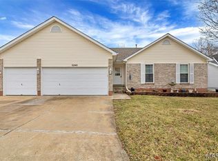 5240 Seasonbrooks Ln, Imperial, MO 63052