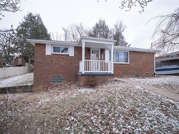 2nd image of 105 Horseshoe Dr