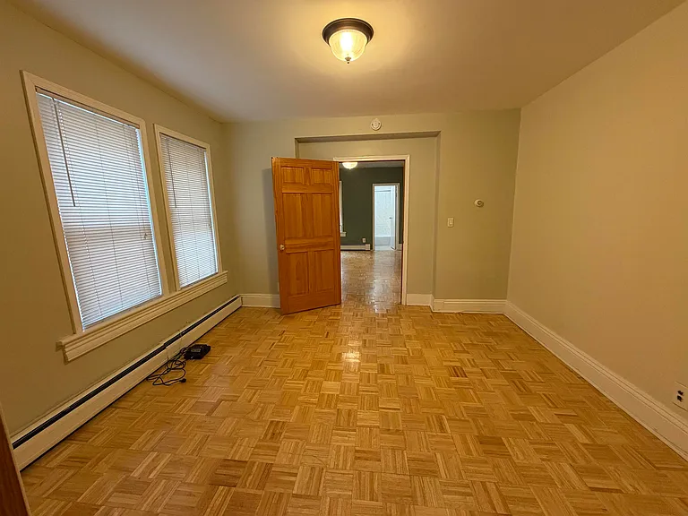 946 Broadway #2 — Photo 10