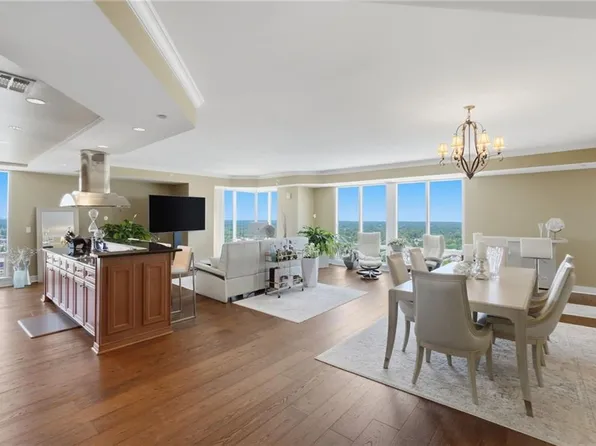 4545 Commerce St Unit 2501, Virginia Beach, VA 23462