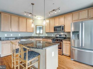 42595 Cardinal Trace Ter, Ashburn, VA 20148
