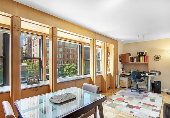 2nd image of 201 E 77th St APT 4C