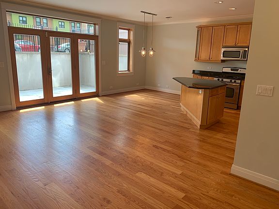 5th image of 1142 N Campbell Ave APT 1B