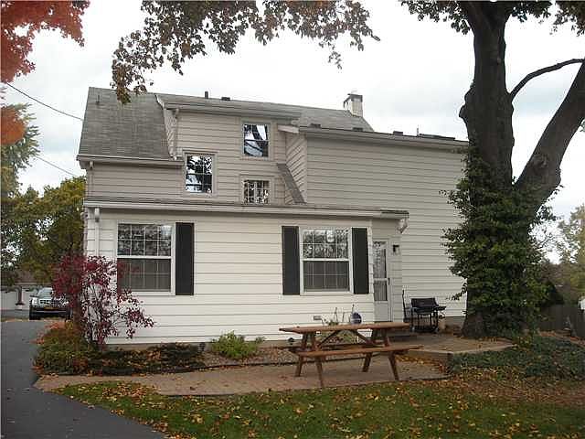 2nd image of 107 Woodland Dr