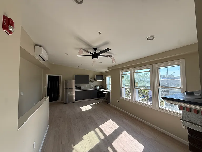 1015 Lancaster Ave #3A — Photo 5