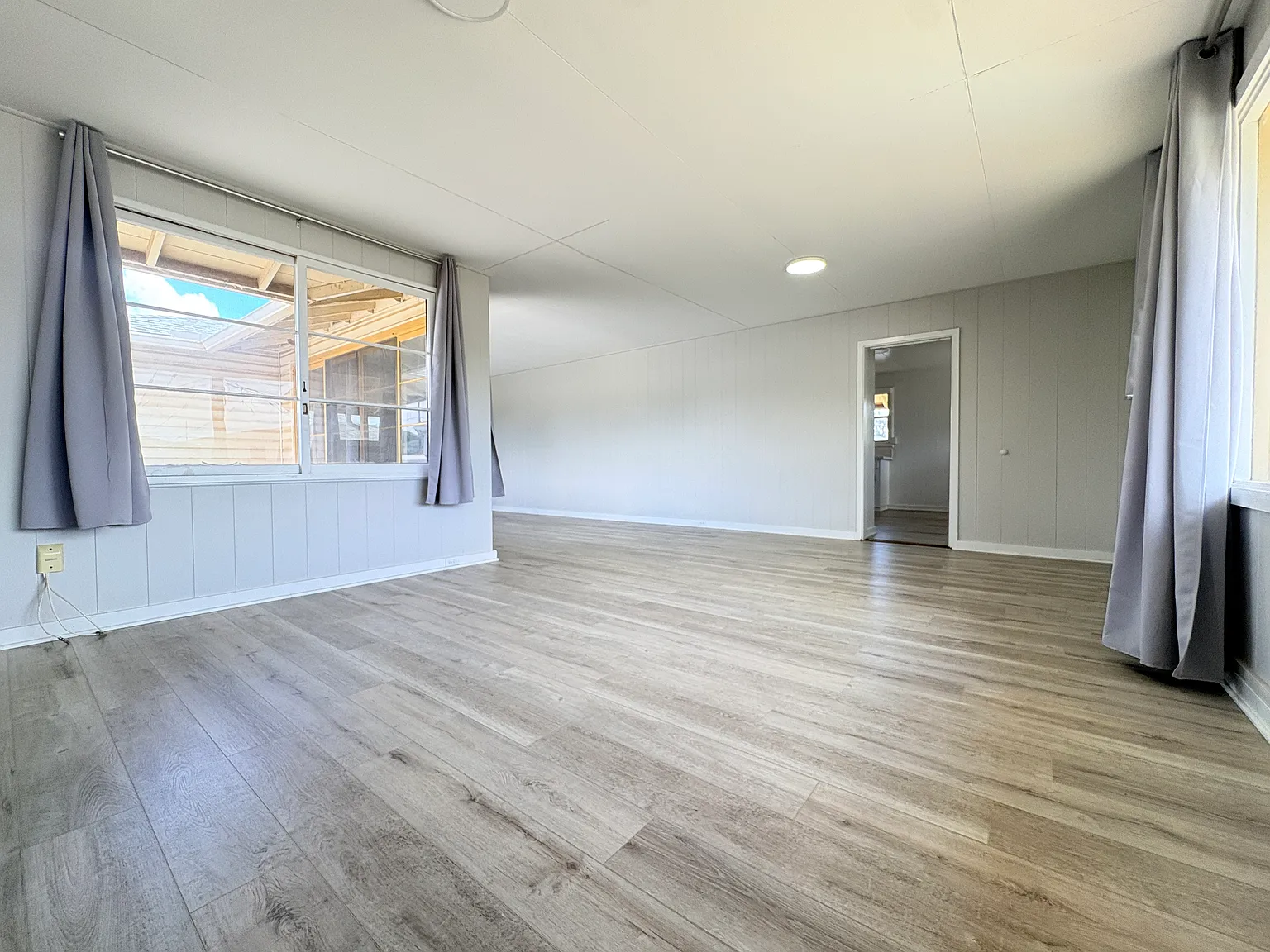 3 bed, 1266 sqft, $2,700 — Photo 4