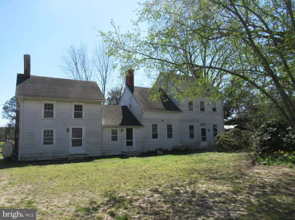 27067 Lawson Barnes Rd, Crisfield, MD 21817