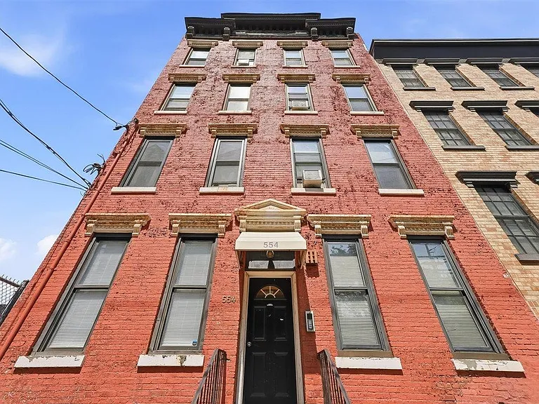554 Observer Hwy #3R — Photo 3