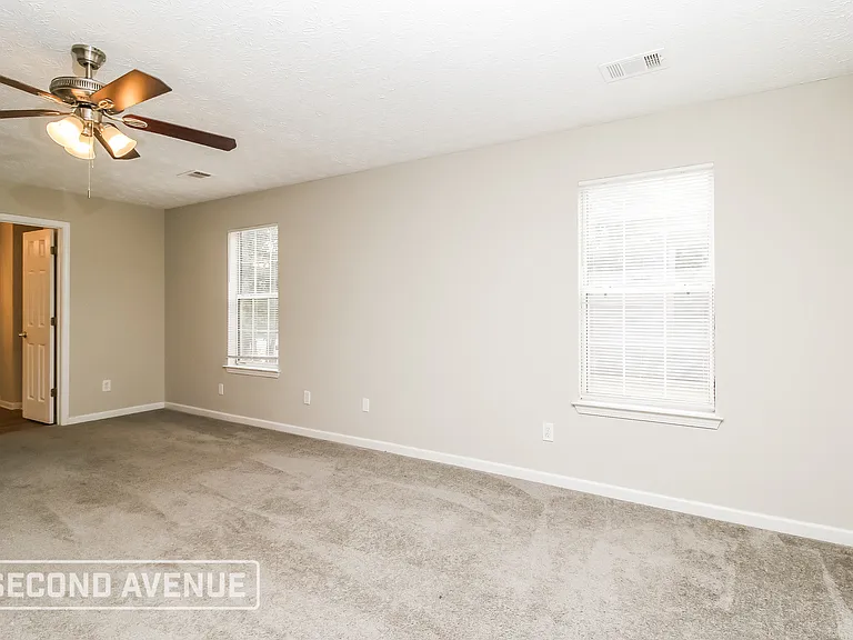 1710 Riverchase Cir NE — Photo 11