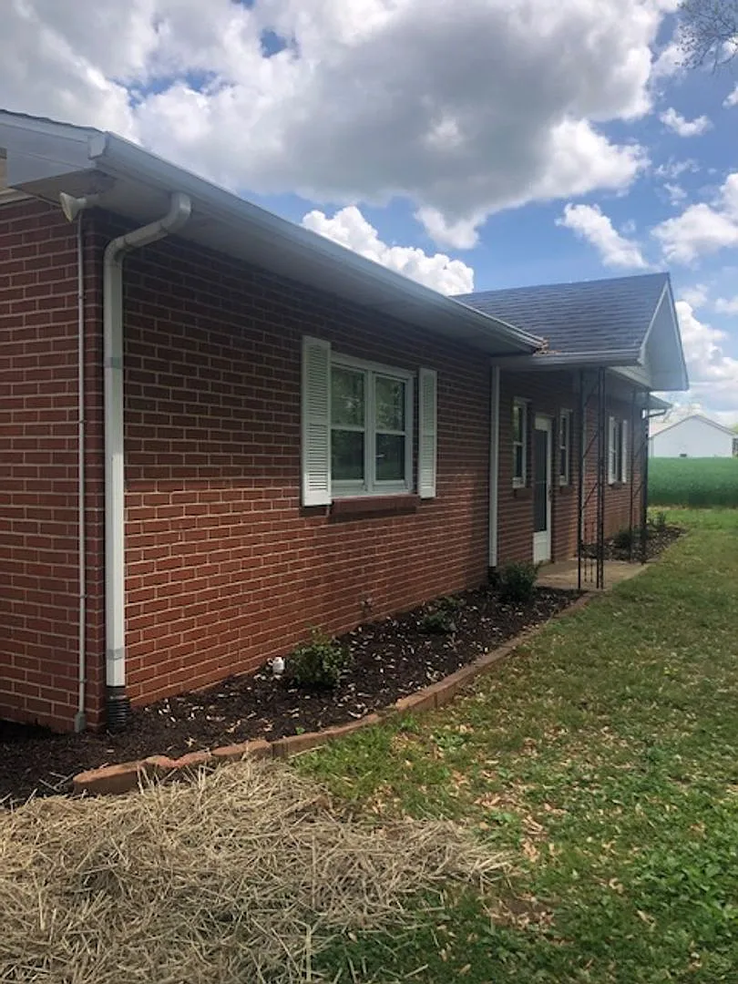 Building Photo - 3502 Plano Rd