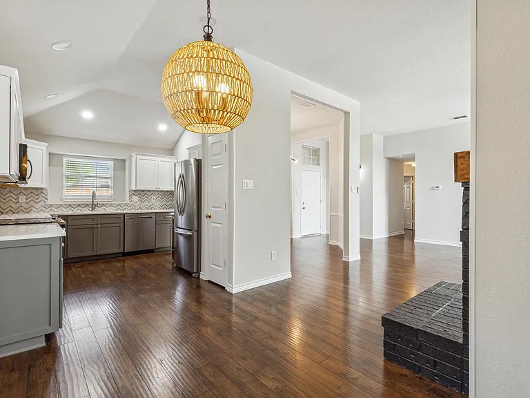 4305 Durango Ln — Photo 13