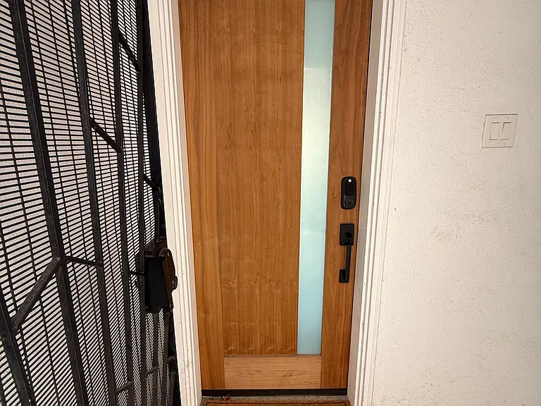 95 Ina Ct — Photo 28