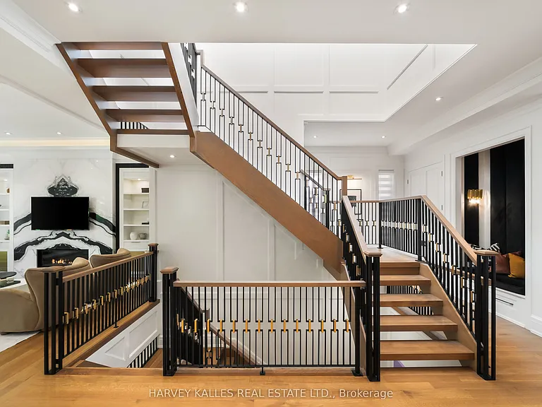 148 Munro Blvd — Photo 16