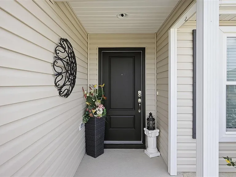 2910 Monument Way — Photo 4