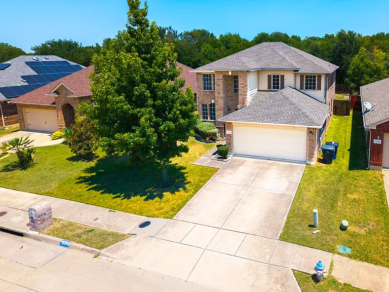 5946 Harbor Glen Dr — Photo 2