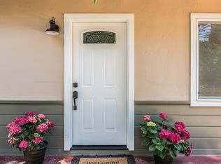 1122 Josselyn Canyon Rd, Monterey, CA 93940