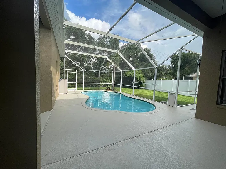 27847 Summer Place Dr — Photo 2