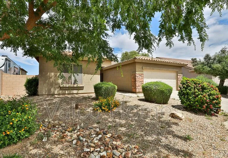 11412 E Segura Ave — Photo 3