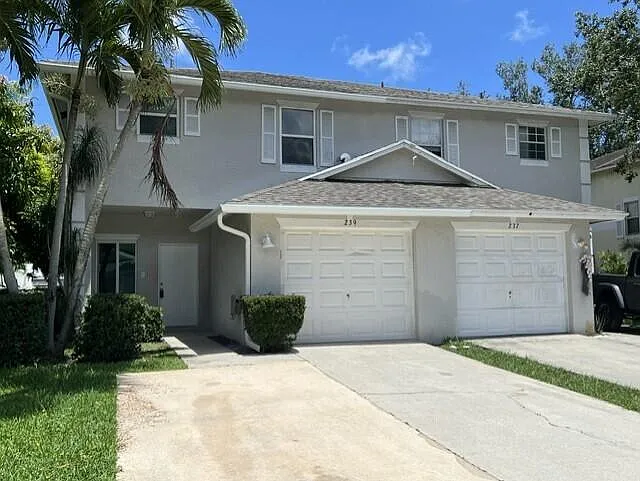 239 Leland Ln