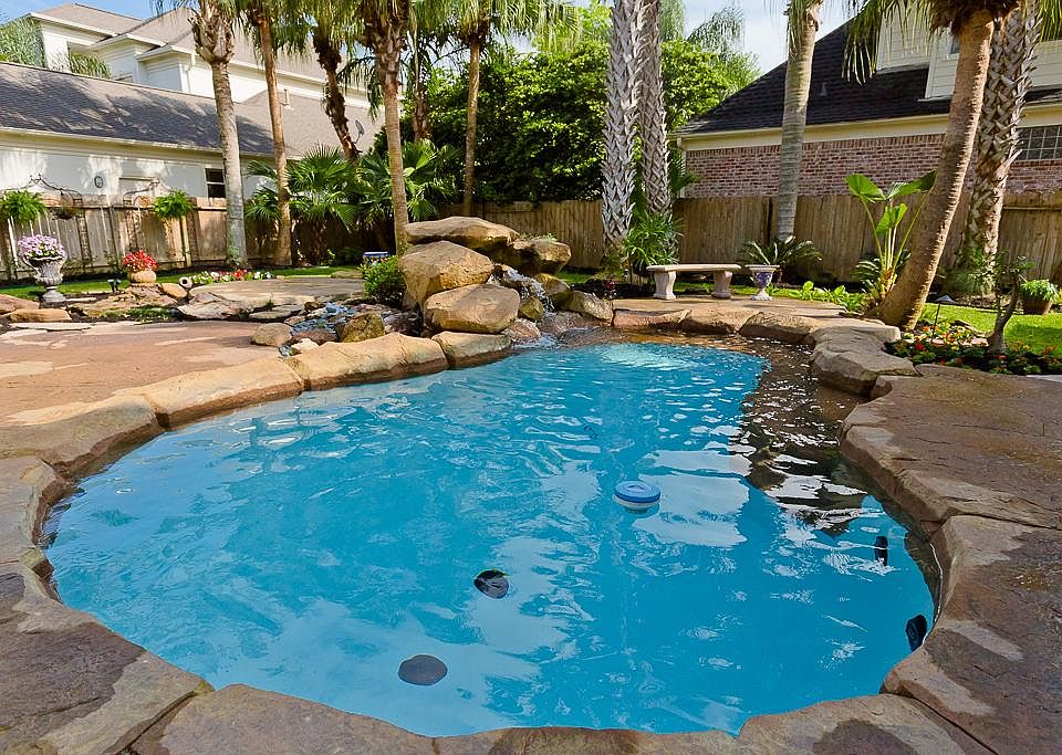 1st image of 4103 Thistle Hill Ct