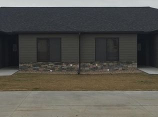 1103 E 66th Street Pl #5, Kearney, NE 68847