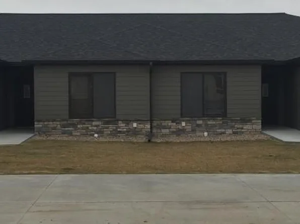 1103 E 66th Street Pl #5, Kearney, NE 68847