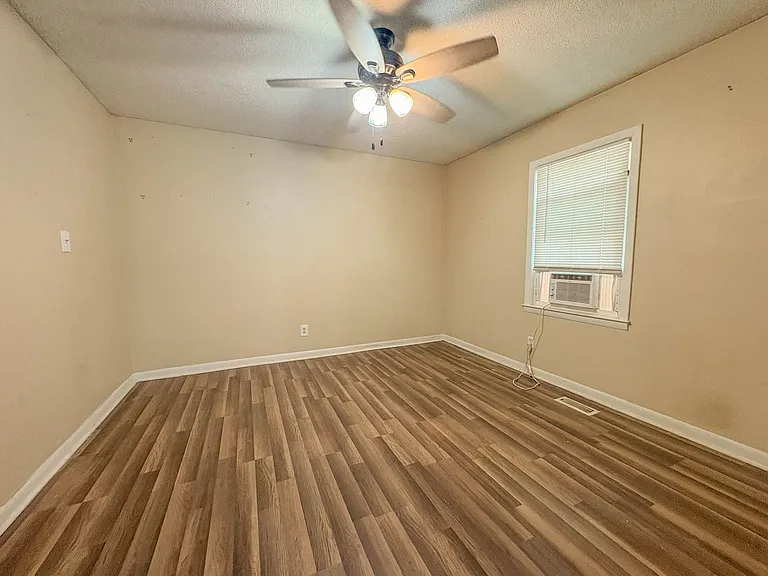 5998 Brookcliff Rd — Photo 5