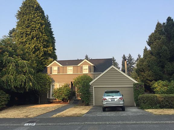 2nd image of 1536 Shenandoah Dr E