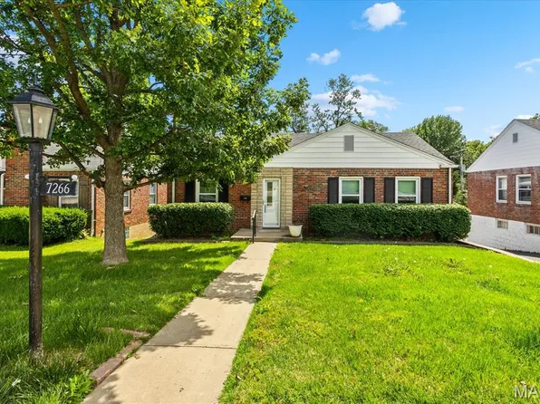 7266 Mackenzie Rd, Saint Louis, MO 63123
