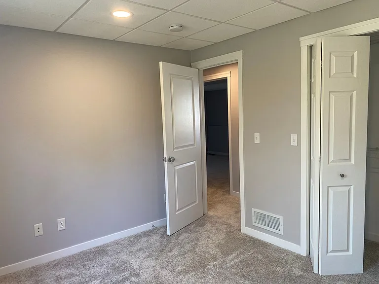 922 Peachcrest Ct NE — Photo 12