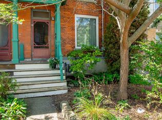 38 York St, Kingston, ON K7K1P5