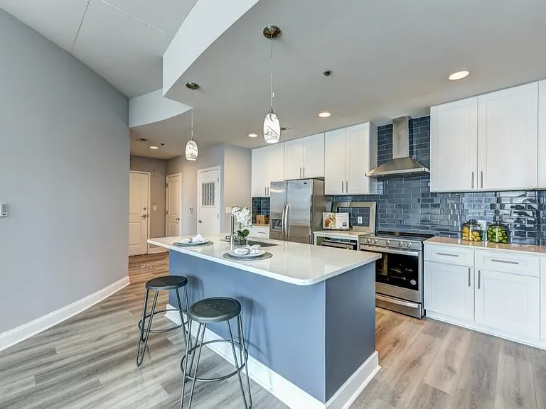 950 W Peachtree St NW #1504 — Photo 3
