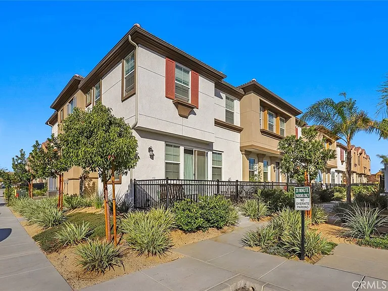 40302 Calle Real — Photo 1
