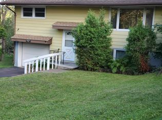 142 Farley Ln, Duluth, MN 55803