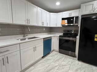 84 Chatham St APT 1, Worcester, MA 01609