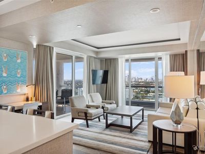 551 N Fort Lauderdale Beach Blvd #2305, Fort Lauderdale, FL, 33304