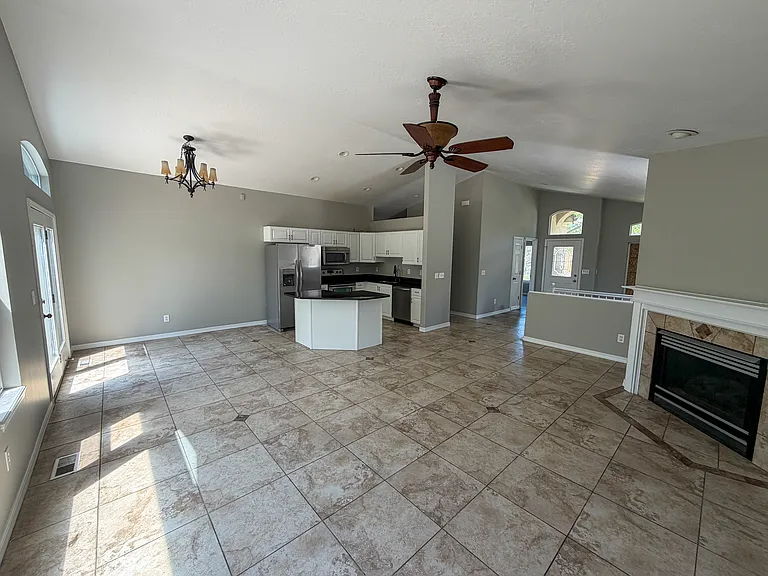 11246 S Glen Croft Ln — Photo 5