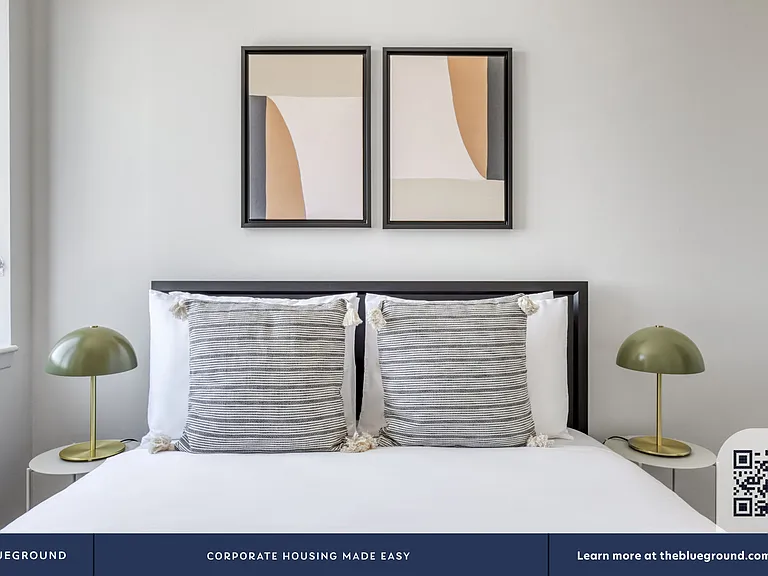 520 W 43rd St #24B — Photo 15
