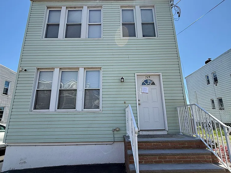 726 Garfield Ave #1 — Photo 12