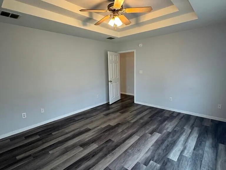 4301 Capri Dr — Photo 26