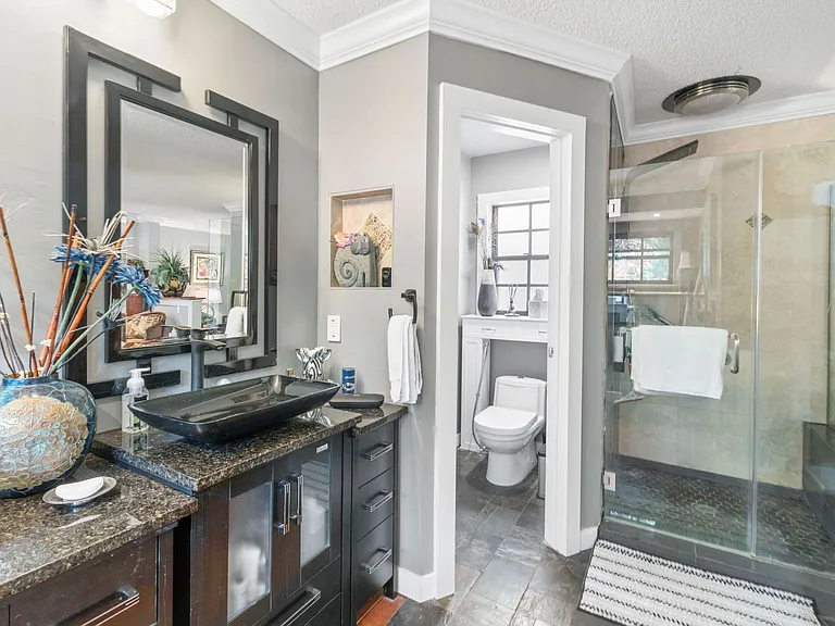 7913 Bayside View Dr — Photo 9
