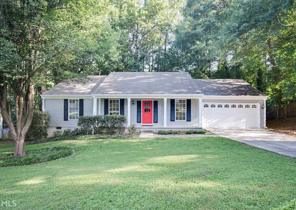 1st image of 795 Crab Orchard Dr