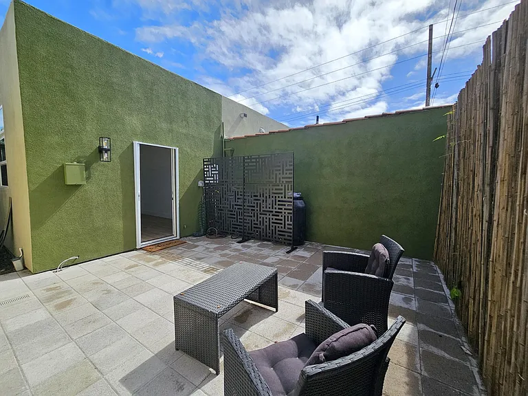 2711 W 60th St — Photo 38